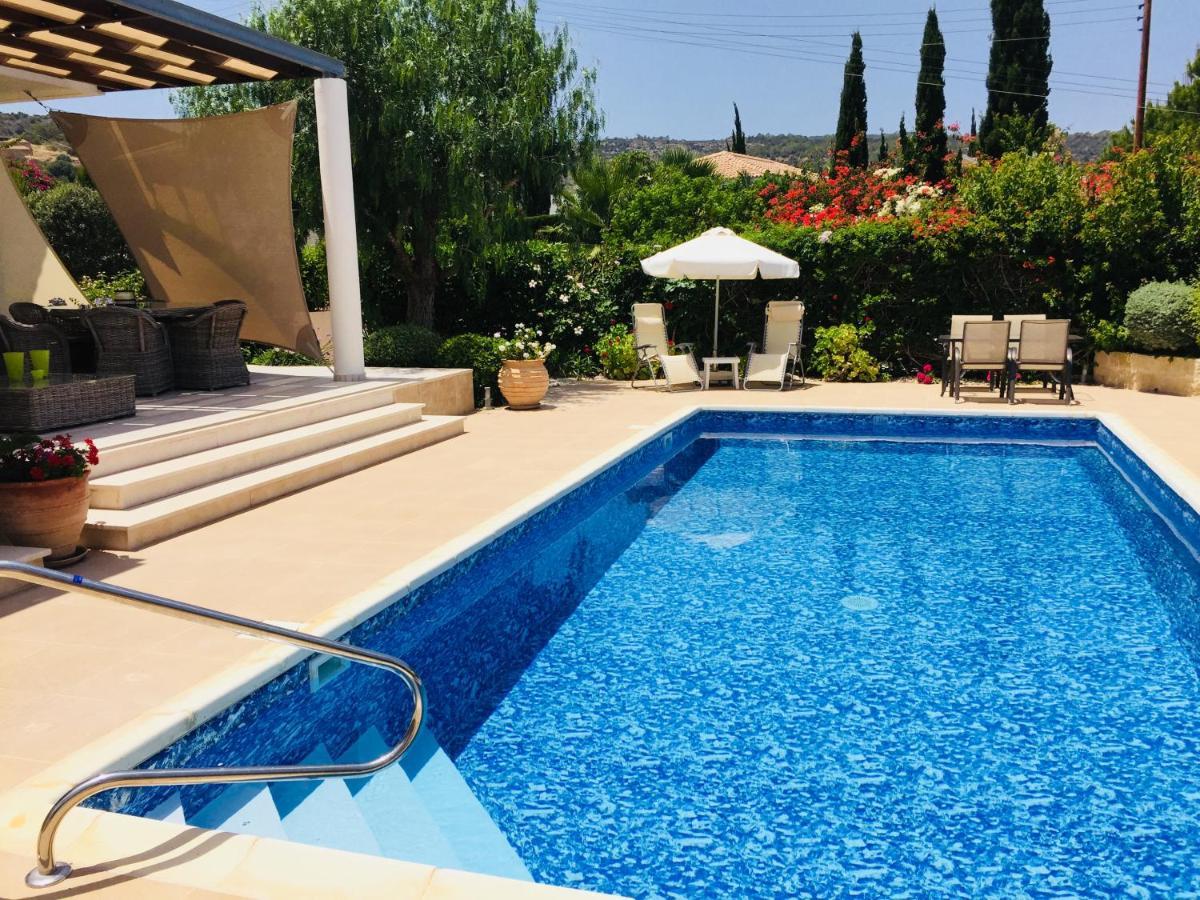 Beach Villa Gladiolus Нео-Коріо Екстер'єр фото